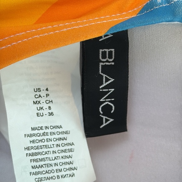 La Blanca Women's Sunscape Bandeau one piece swimsuit rainbow tummy control SZ 4 - Picture 6 of 8